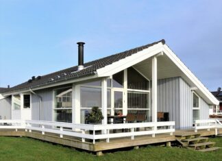 Czym najlepiej pomalować meble wałkiem czy pędzlem? Czym najlepiej pomalować meble wałkiem czy pędzlem?