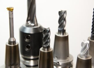 Co do cięcia profili stalowych?