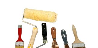 Czy szpachla trzyma się pianki?