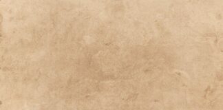 Wie alt muss man sein um ein Boot zu mieten?