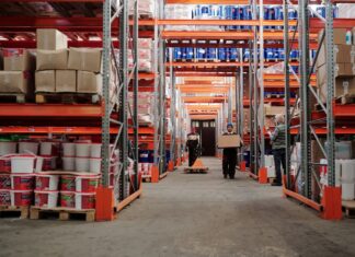Producent hal magazynowych – od projektu do realizacji, krok po kroku Producent hal magazynowych